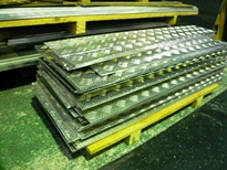 志摩鋼業 アルミA5052縞板 サイズ表